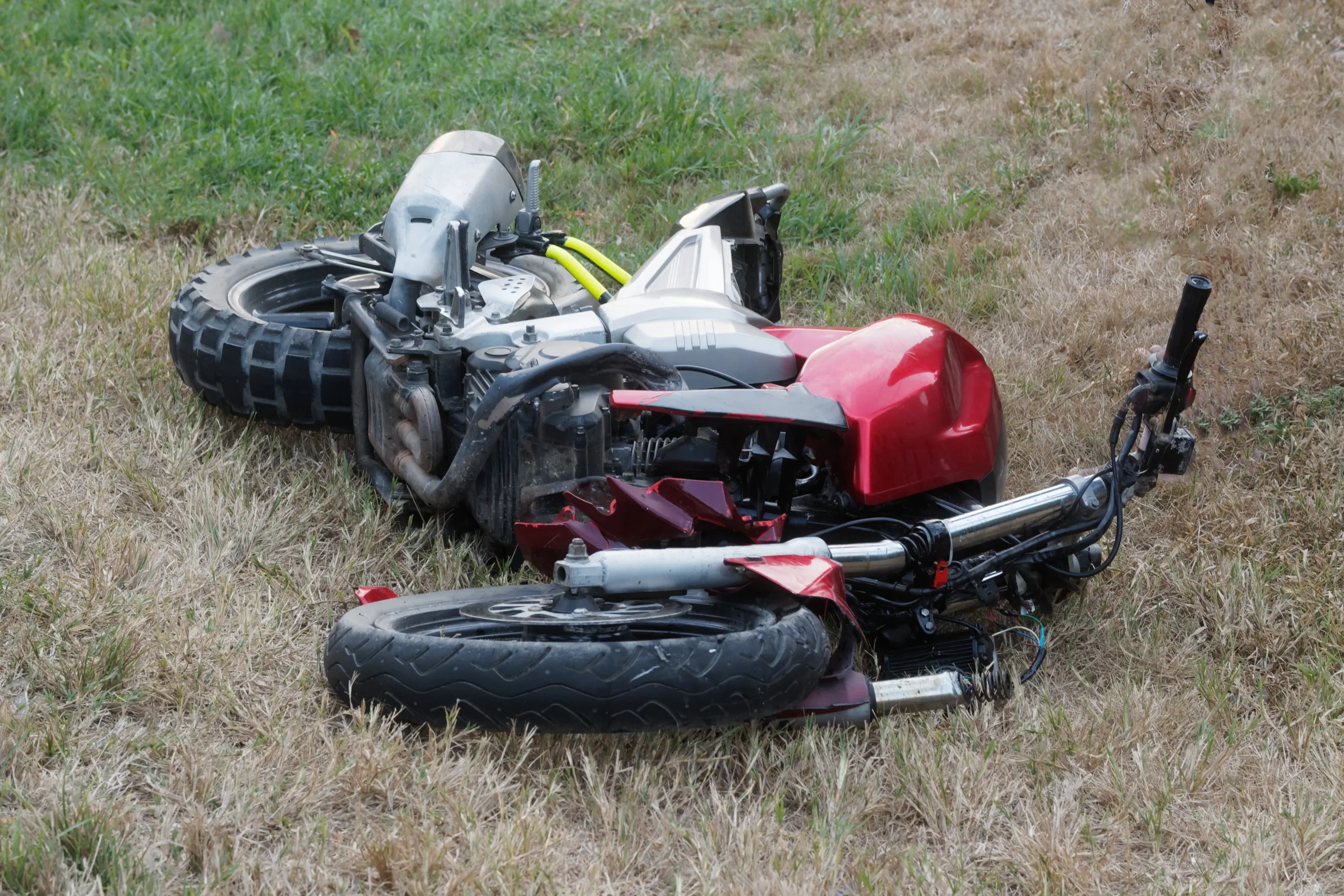 motorcycle accident with motorcycle fallen